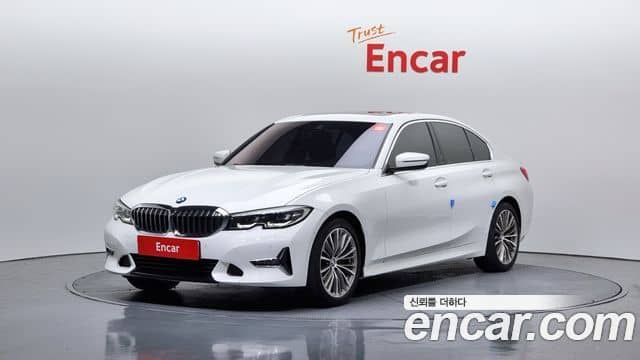 BMW 3 Series, 2021