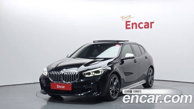 BMW 1 Series, 2023