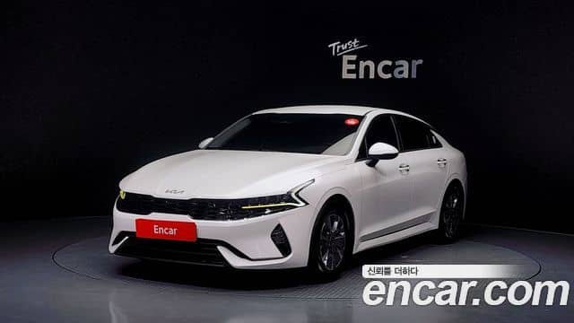 Kia K5, 2022