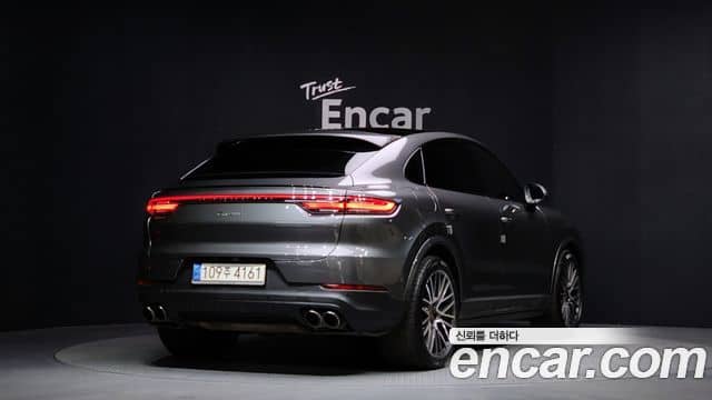 Porsche Cayenne, 2022