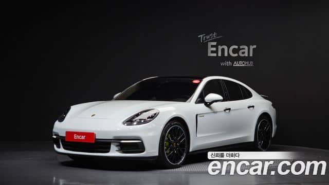 Porsche Panamera, 2018