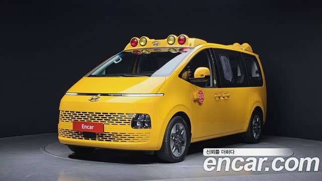 Hyundai Staria, 2023