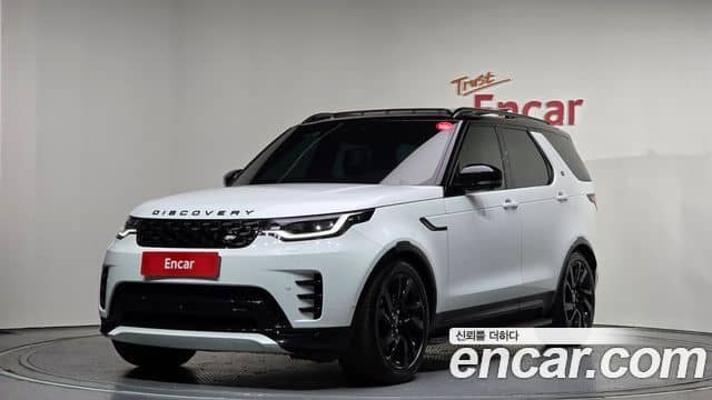 Land Rover Discovery 5, 2023