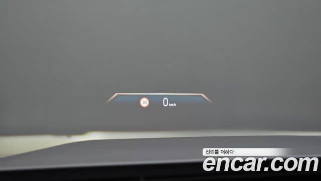 BMW i5, 2025