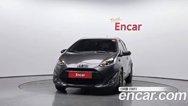 Toyota Prius C, 2018