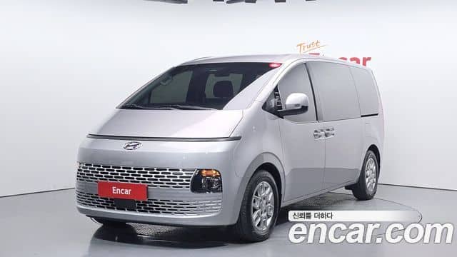 Hyundai Staria, 2023