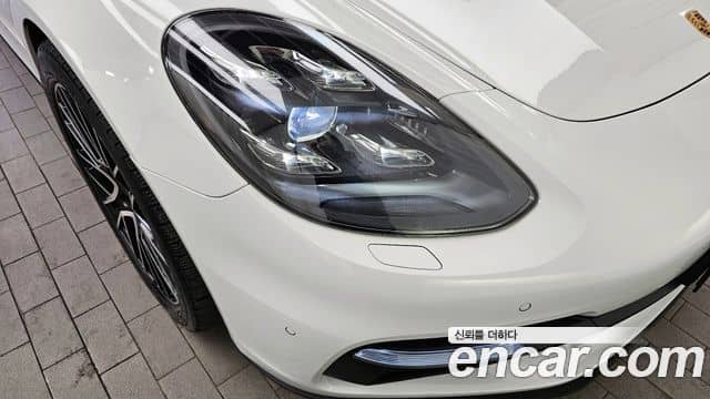 Porsche Panamera, 2018