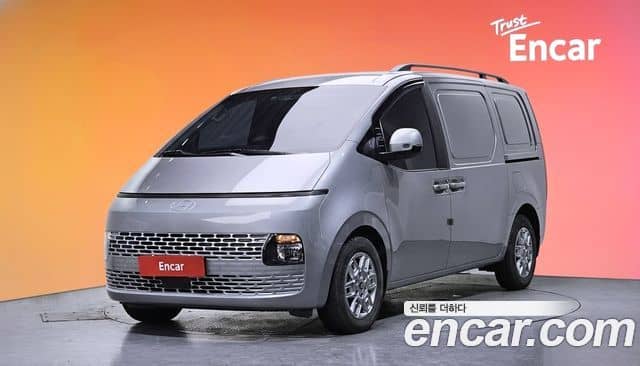 Hyundai Staria, 2024