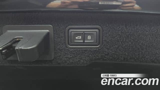 Audi A8, 2020