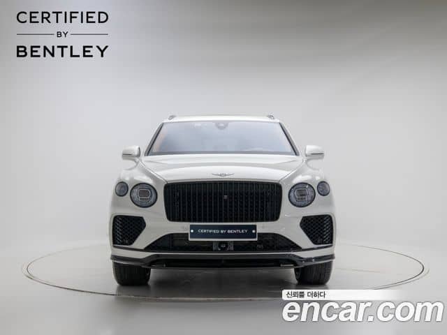 Bentley Bentayga, 2024