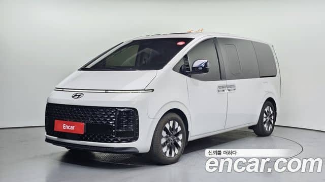 Hyundai Staria, 2023