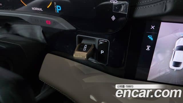 Porsche Taycan, 2024