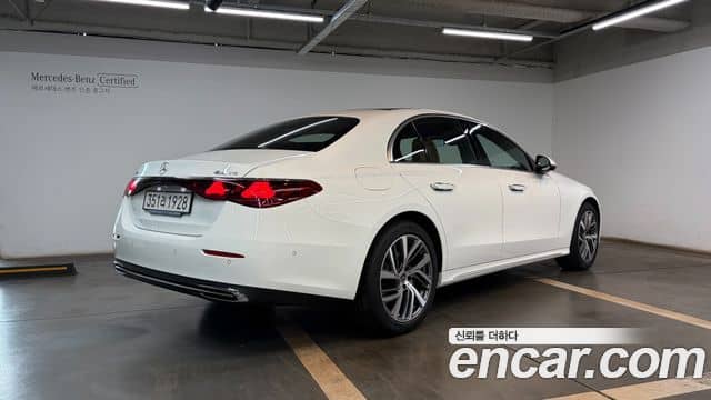 Mercedes-Benz E-Class, 2025