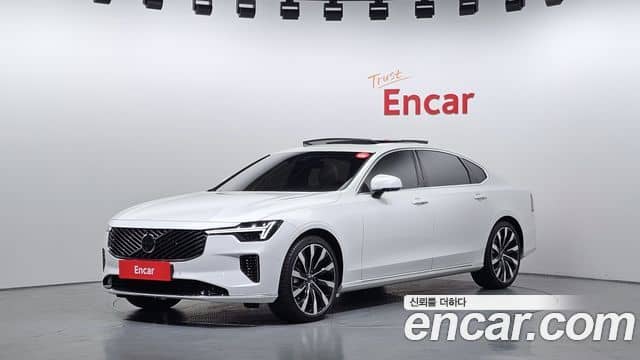 Volvo S90, 2025