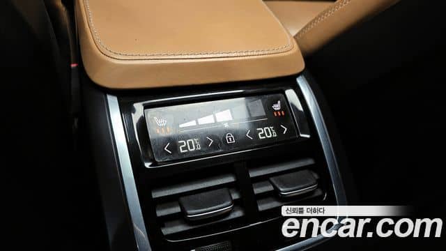 Volvo V90 Cross Country, 2018