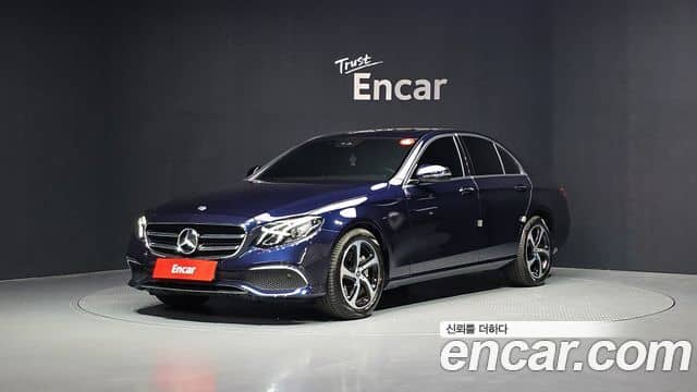 Mercedes-Benz E-Class, 2020