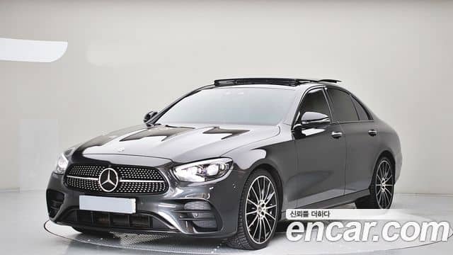 Mercedes-Benz E-Class, 2023