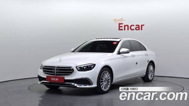 Mercedes-Benz E-Class, 2022