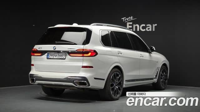 BMW X7, 2025