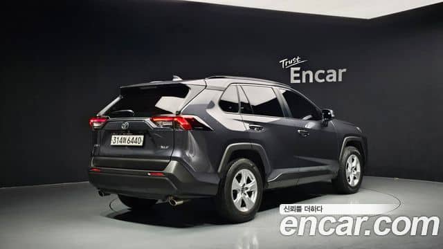Toyota RAV4, 2019