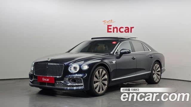 Bentley Flying Spur, 2022