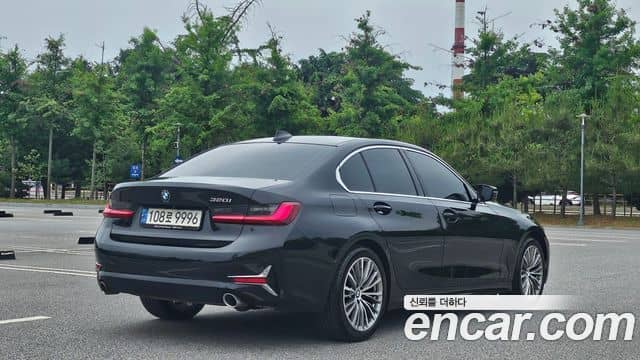 BMW 3 Series, 2021