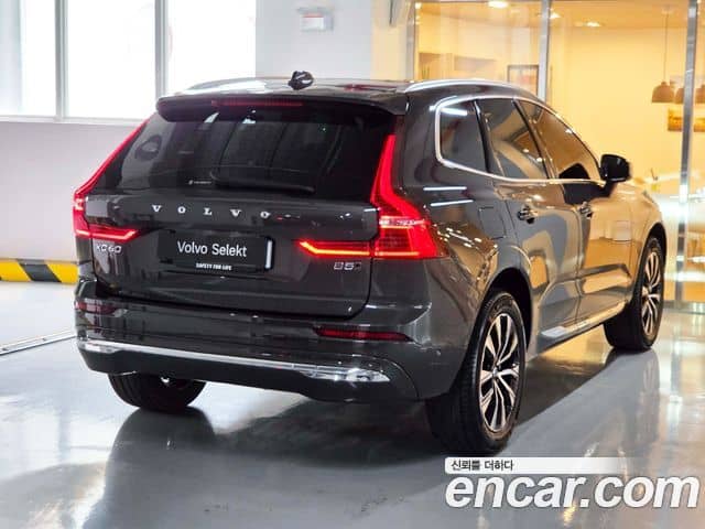 Volvo XC60, 2025