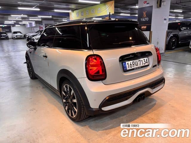 Mini Cooper S, 2022