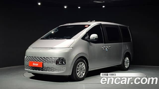 Hyundai Staria, 2025