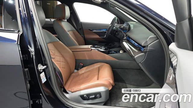 BMW i5, 2023