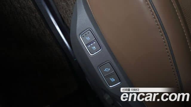 Hyundai Staria, 2025