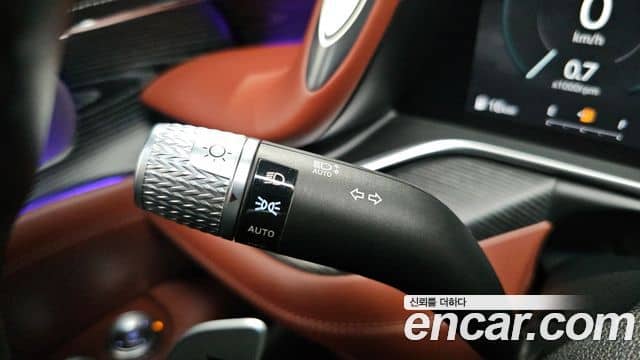 Genesis G90, 2022