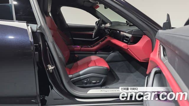 Porsche Taycan, 2025