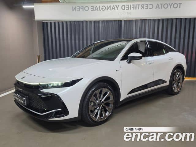 Toyota Crown Crossover, 2024
