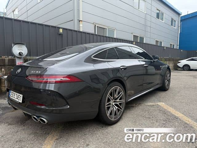 Mercedes-Benz AMG GT, 2022