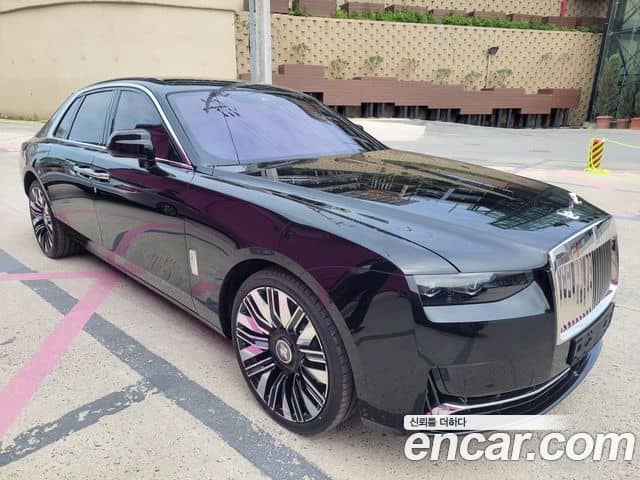 Rolls-Royce Ghost, 2026
