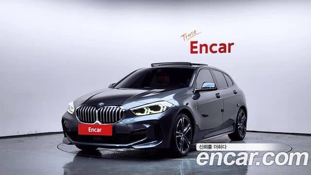 BMW 1 Series, 2021