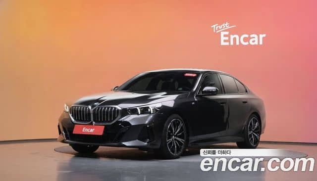 BMW 5 Series, 2024