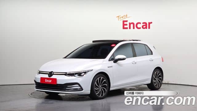Volkswagen Golf, 2023