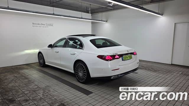 Mercedes-Benz E-Class, 2025