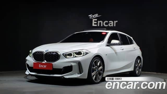 BMW 1 Series, 2023
