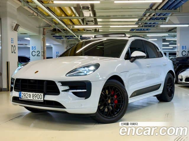 Porsche Macan, 2020