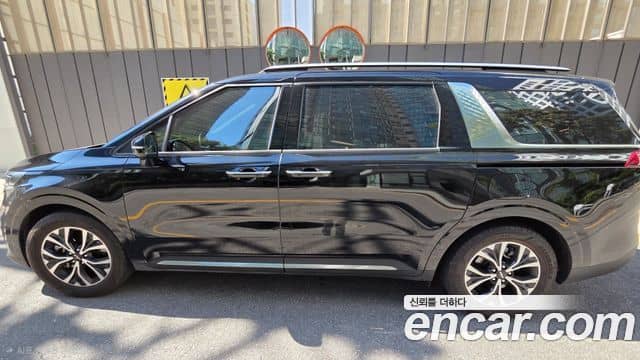 Kia Carnival, 2022
