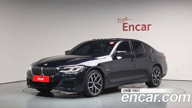 BMW 5 Series, 2023