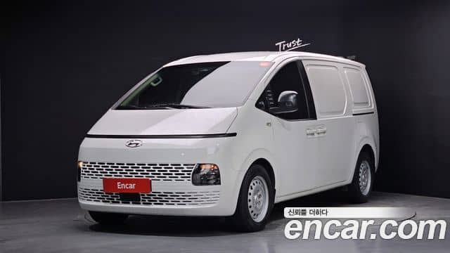 Hyundai Staria, 2022