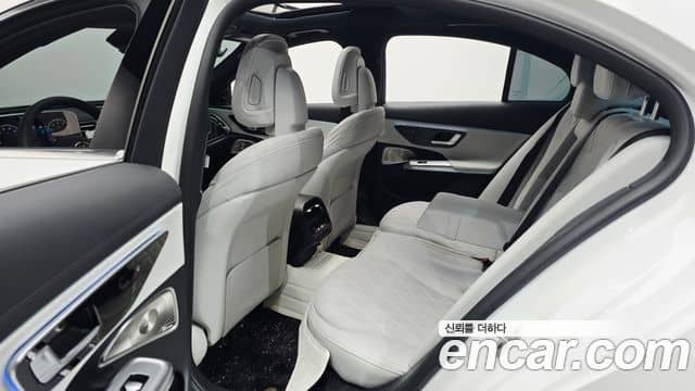 Mercedes-Benz E-Class, 2025