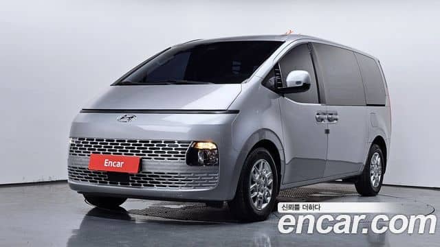 Hyundai Staria, 2023