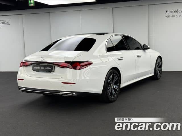 Mercedes-Benz E-Class, 2024