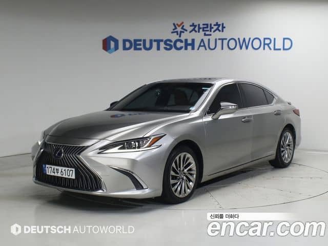 Lexus ES300h, 2019