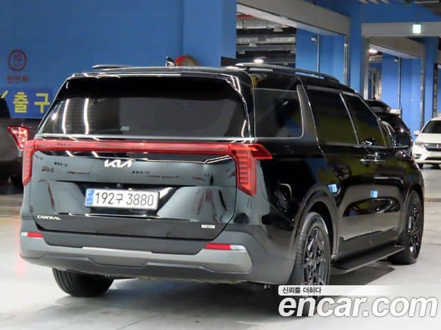 Kia Carnival, 2025